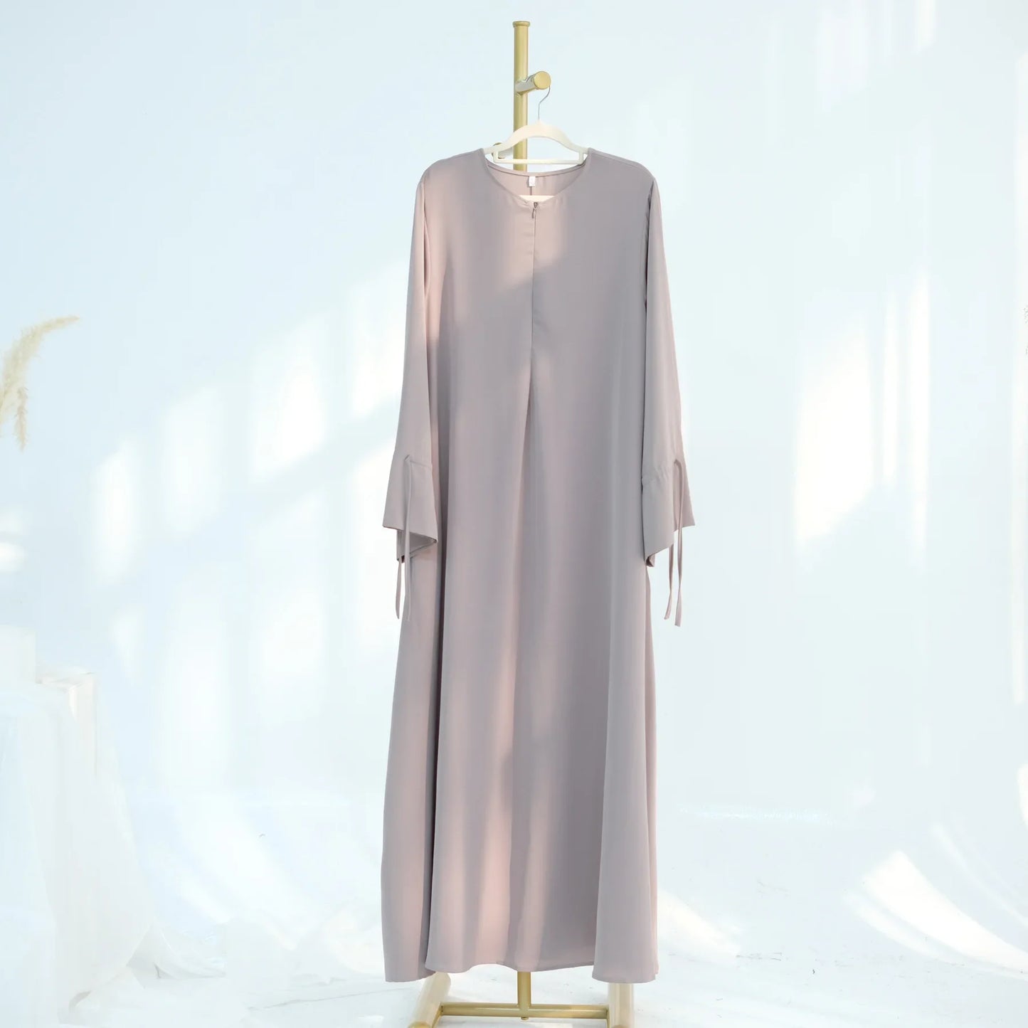 Arabic Muslim Women Modest Dress 2025 Elegant Dubai Plain Abaya Islamic Church Clothing Fashion Loose Turkey Solid Robe
